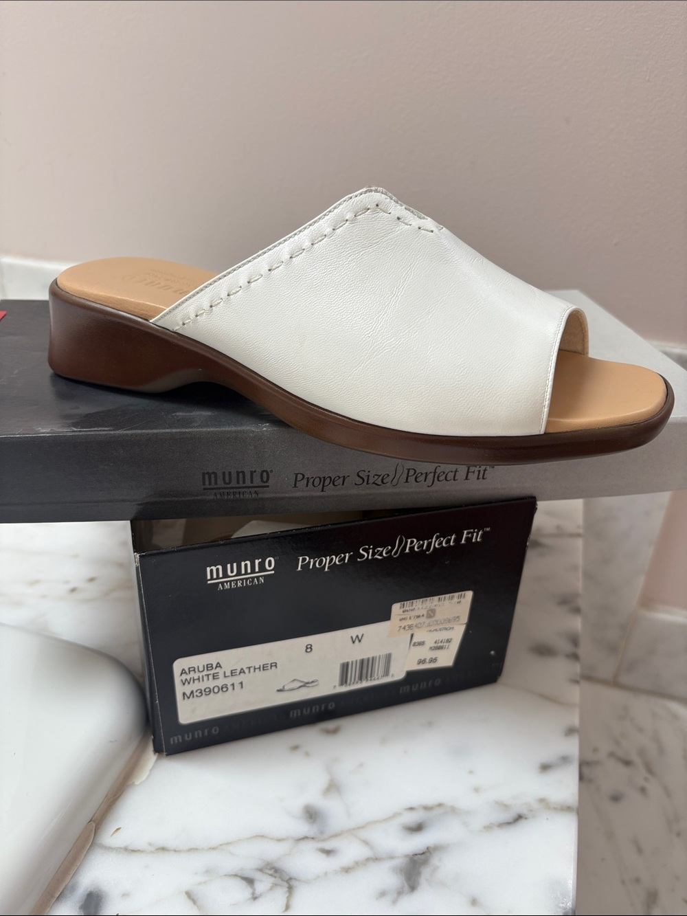 Munro White Leather Open-Toe Slide Mule